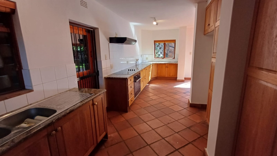 4 Bedroom Property for Sale in Kosmos North West